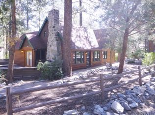 1074 Robin Ln, Wrightwood, CA 92397
