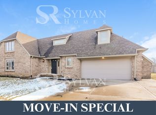 5089 Berwick Ln, Avon, IN 46123
