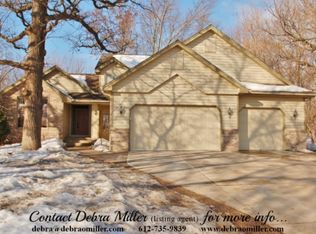 1628 Royal Oak Dr, Chaska, MN 55318