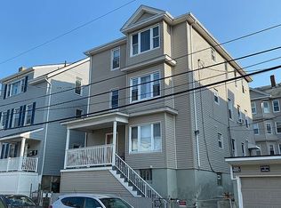 425 Division St, Fall River, MA 02721