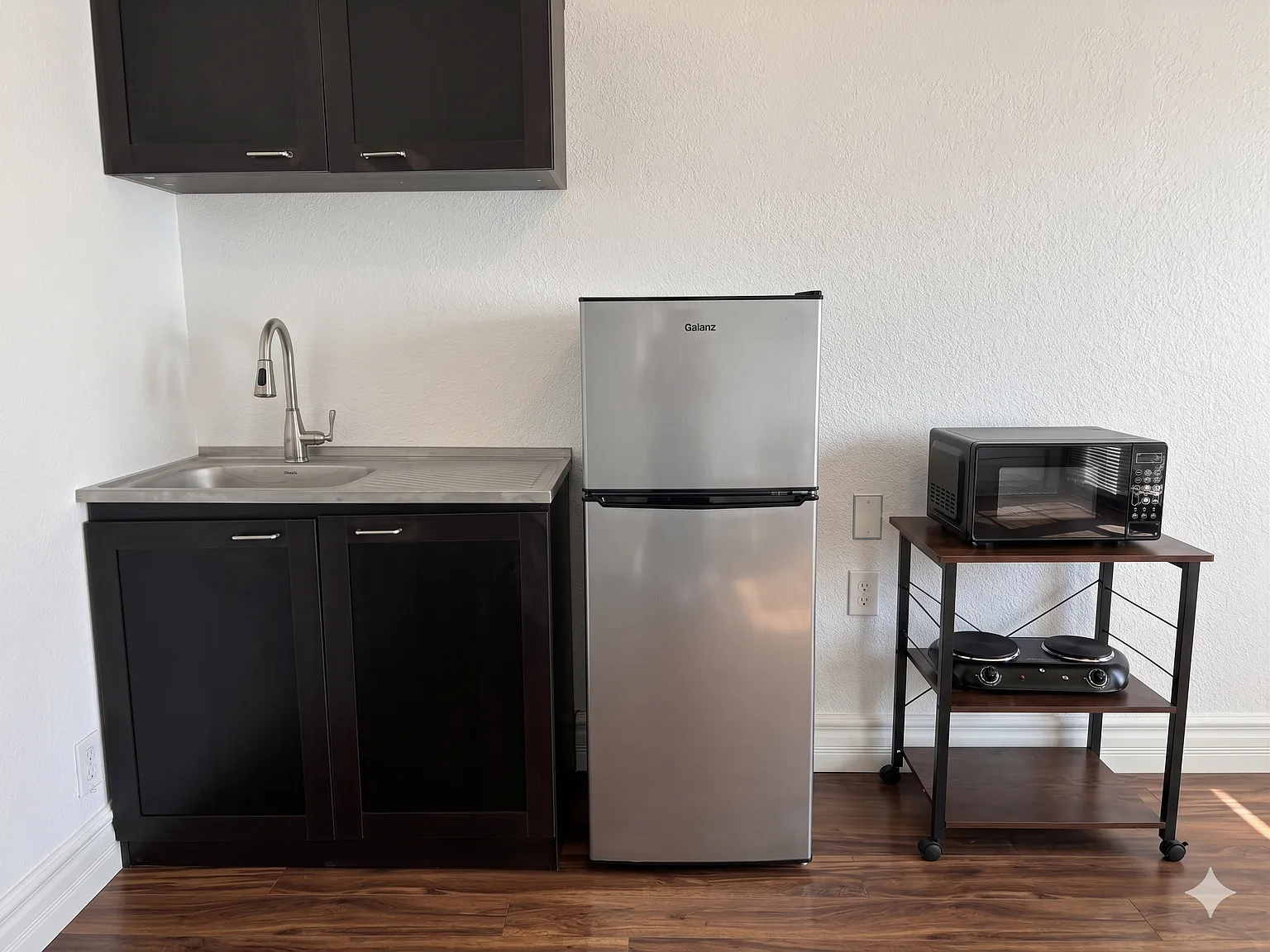 1 bed, $1,100 — Photo 4