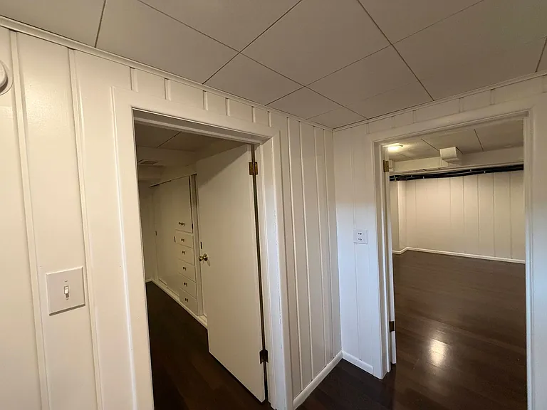 924 N Union Ave — Photo 30