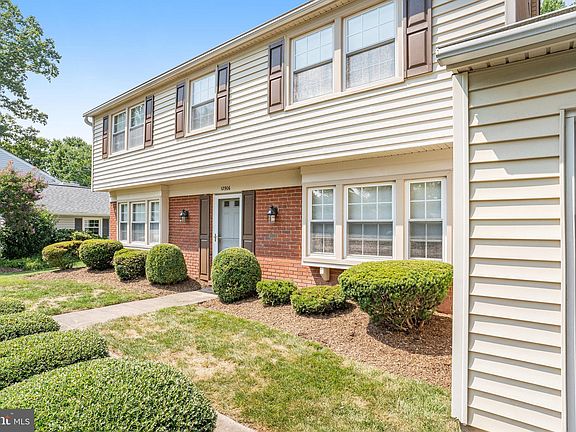 3rd image of 12906 Mount Royal Ln