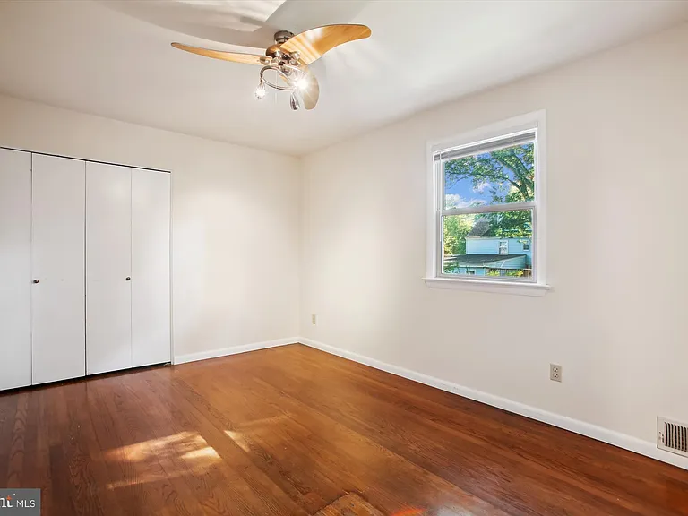 8509 Cyrus Pl — Photo 26