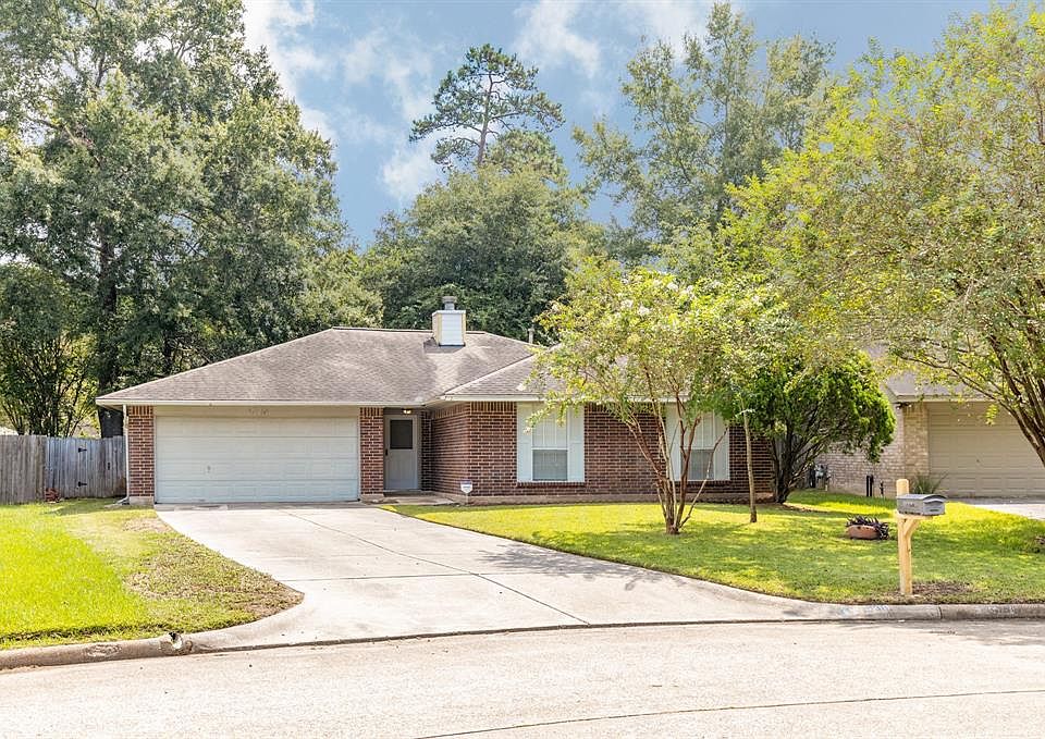1st image of 2638 Pine Cone Dr