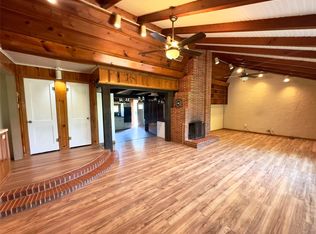 903 W Wrights Ave, Comanche, TX 76442