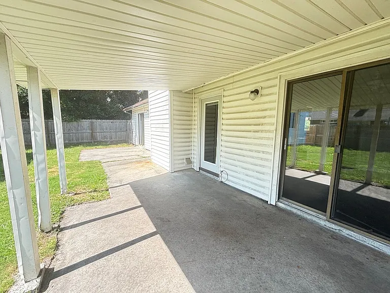 45 Indian Oak Ln — Photo 21