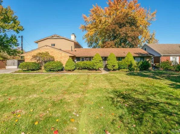 43160 E Huron River Dr, Van Buren Township, MI 48111