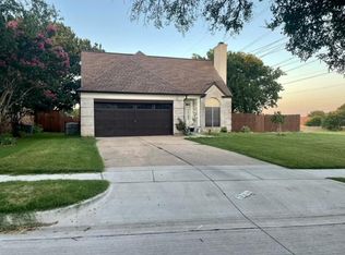 4458 Mercer St, Grand Prairie, TX 75052