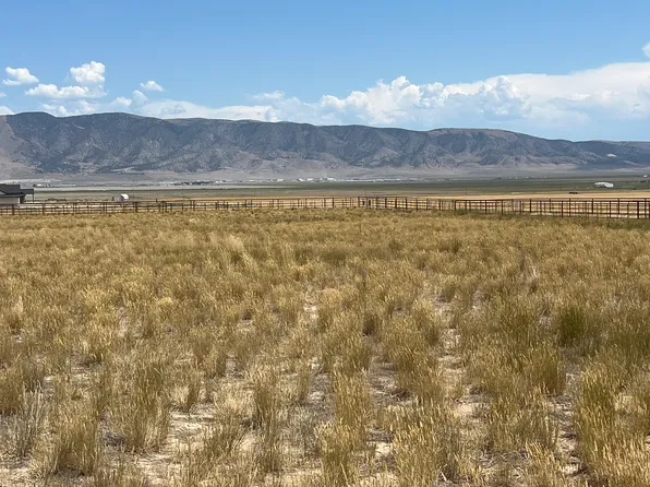 2545 N Weekley Rd, Eagle Mountain, UT 84005