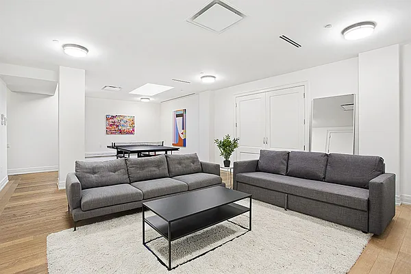 Rented by Corcoran | media 19