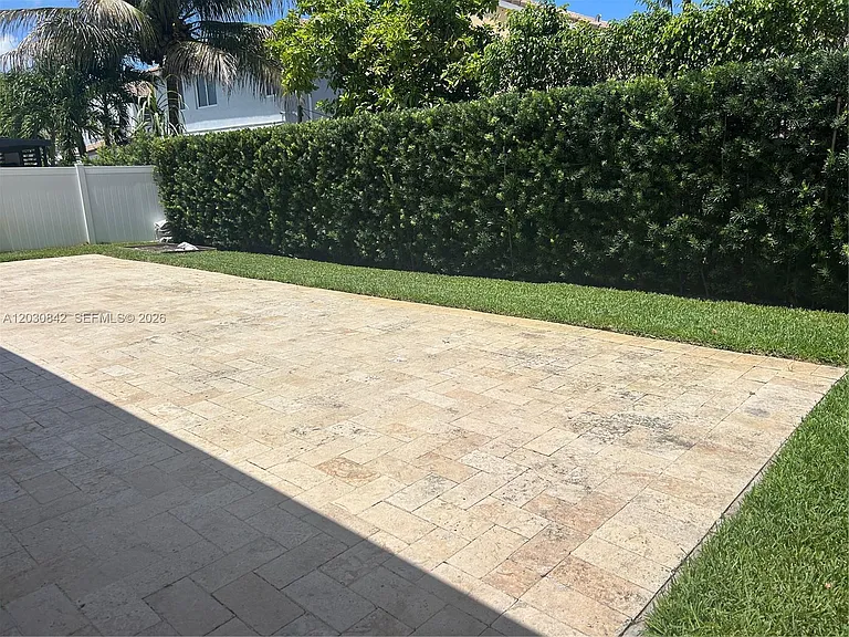 3073 SW 140th Ave — Photo 13