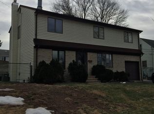 621 Amherst Rd, Linden, NJ 07036