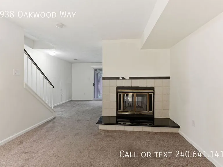 8938 Oakwood Way — Photo 17