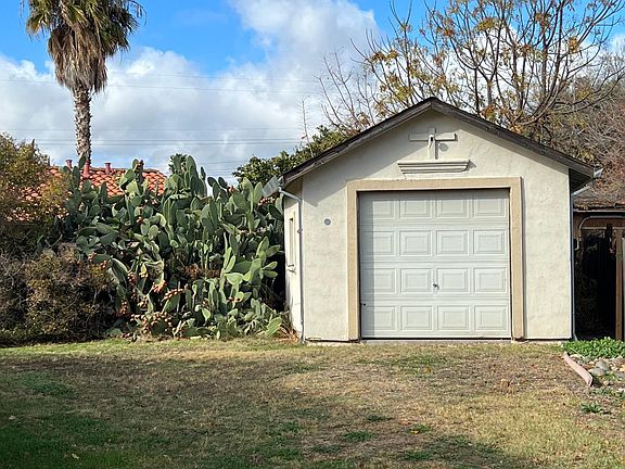 Extra Garage