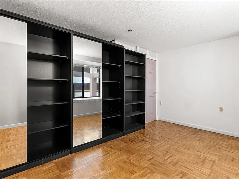 357 Commercial St #412 — Photo 13