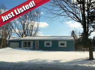 5805 Crabapple Ln, Madison, WI 53711