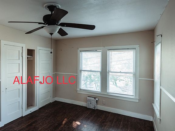 5th image of 2840 Topeka St