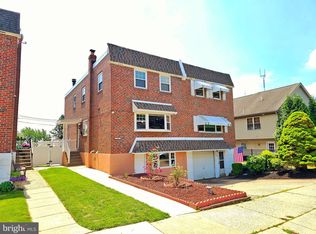 686 Renz St, Philadelphia, PA 19128