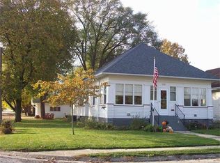624 E Union St, Nokomis, IL