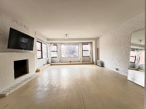 4th image of 479 Bergen St #2F