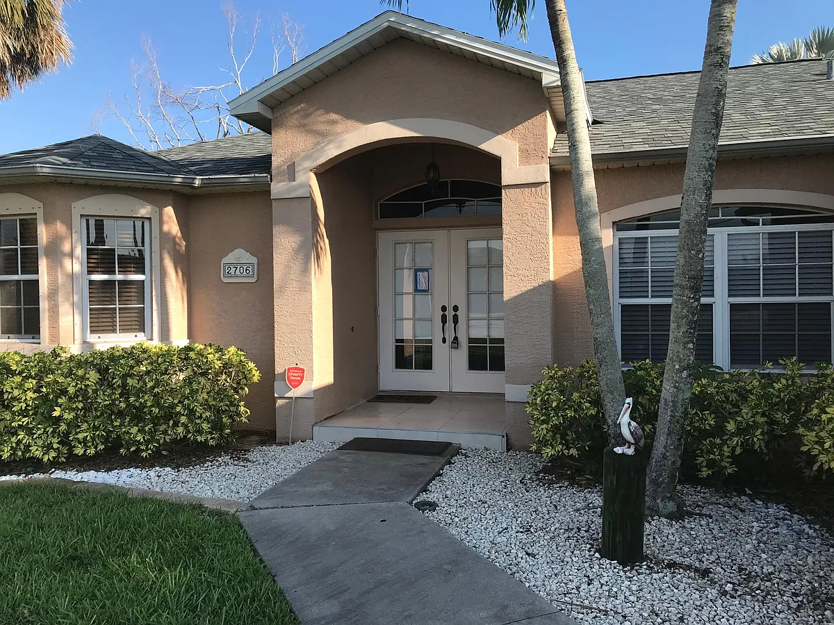 Photo 2 of 18 - 2706 SW 54th Ter - Cape Coral, FL Building Photo - 2706 SW 54th Ter