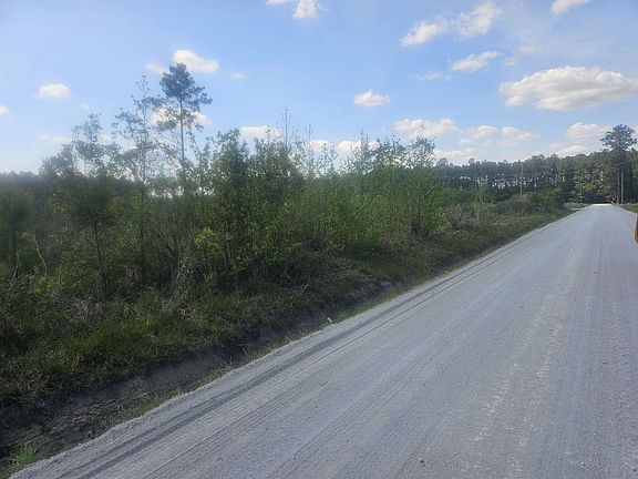 2nd image of 1285 Cheyenne Rd.