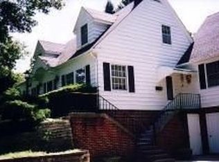 522 N 15th St, Marshalltown, IA 50158