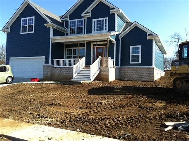 2nd image of 4020 Greentree Dr