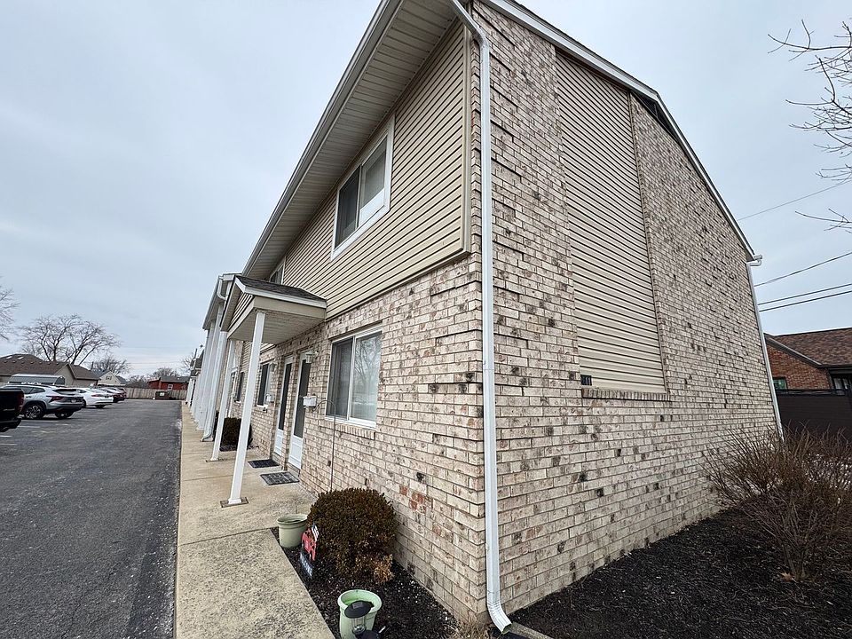 1st image of 2611 Shoreland Ave #Shore6