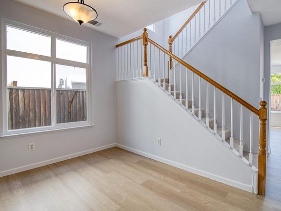 5th image of 2500 Almanor Dr