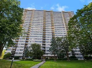 100 Echo Point #1801, Toronto, ON M1W 2V2