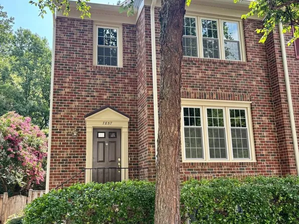 7857 Hampton Village Pass, Annandale, VA 22003