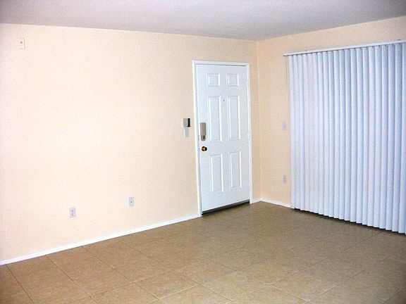 4th image of 950 Seven Hills Dr APT 711