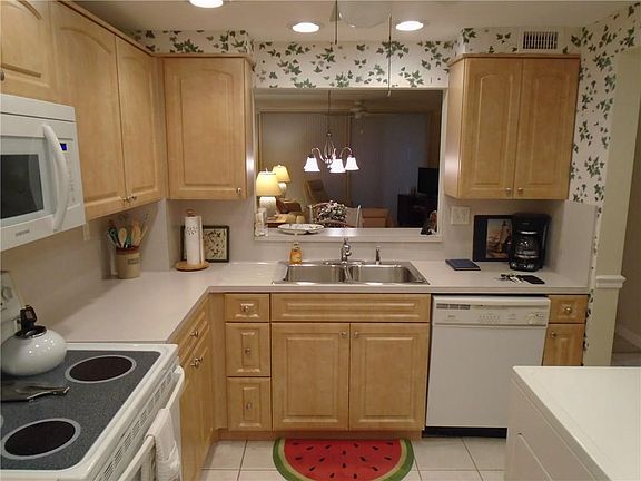 4th image of 9900 S Ocean Dr APT 307
