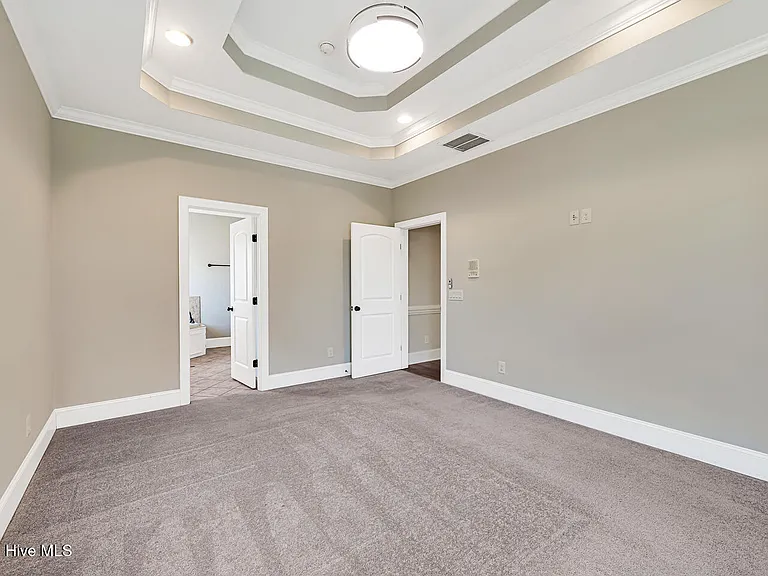 2400 Dovedale Ct #B — Photo 24