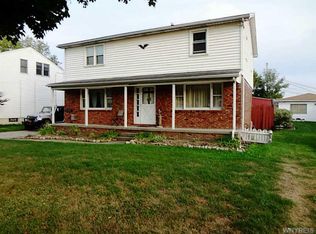 111 Maryknoll Dr, Lackawanna, NY 14218