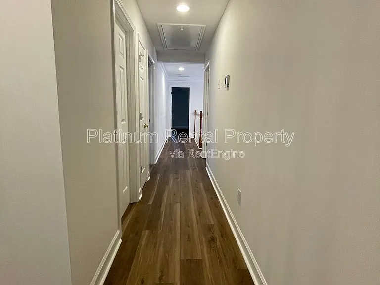 870 Ingleside Dr — Photo 37