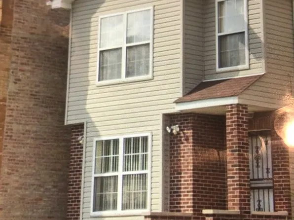 4234 W Grenshaw St, Chicago, IL 60624