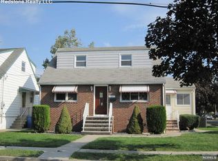 182 Pandolfi Ave, Secaucus, NJ 07094
