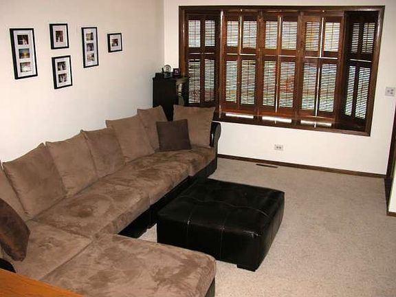 4th image of 331 N Marion St #1