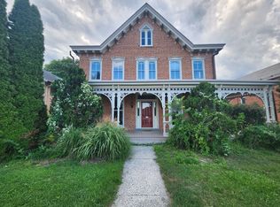 8 Linden Ave, Mercersburg, PA 17236