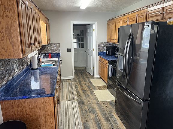 5th image of 113 Cook Ln
