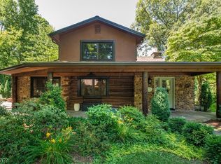 232 Skylands Rd, Ringwood, NJ 07456