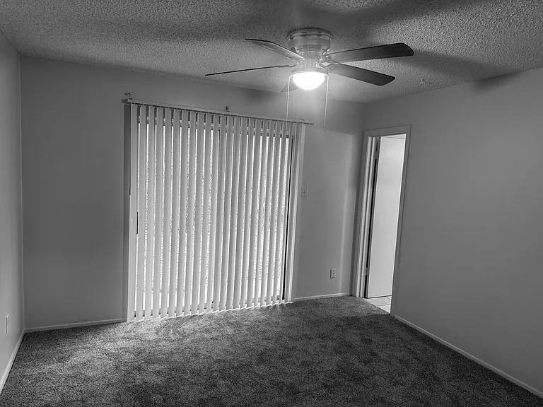 503 Town Oaks Dr — Photo 9