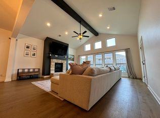 18013 Marea Dr, Edmond, OK 73012