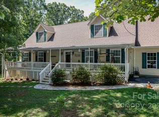 1125 Centennial Rd, Union Mills, NC 28167