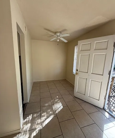 3688 Rhea Ave — Photo 2