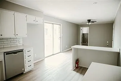 3 bed, 1476 sqft, $1,285 — Photo 2