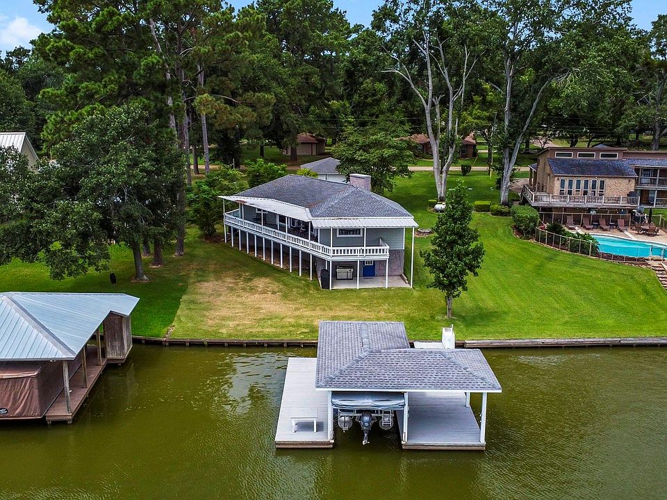 1st image of 15134 Cozy Cove Ln